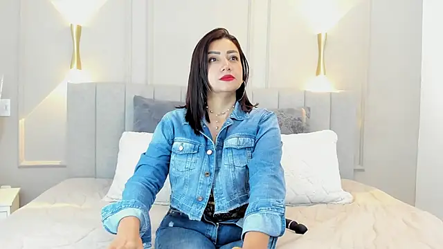 Snapshot of victoria_bourne chatting on October 9, 7:23 pm victoria bourne online show from October 9, 7:23 pm