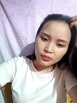 Snapshot of Lili_lovely chatting on November 1, 3:14 pm Lili lovely online show from November 1, 3:14 pm