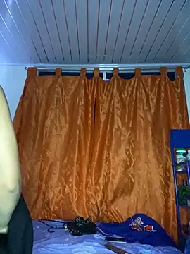 Nezuko-uWux online show from October 18, 6:05 am