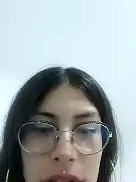 Snapshot of Kylie_Rivers chatting on September 29, 12:27 am Kylie Rivers online show from September 29, 12:27 am