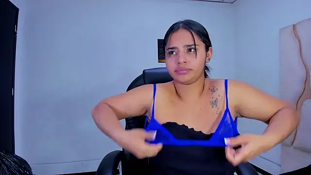 ScarletDoll online show from November 25, 6:13 am