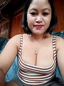 Snapshot of maycuc123 chatting on October 11, 12:54 am maycuc123 online show from October 11, 12:54 am
