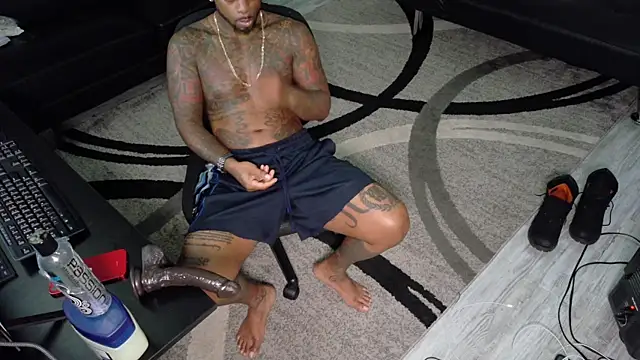 SLANGONDEMHOES online show from September 12, 4:51 pm