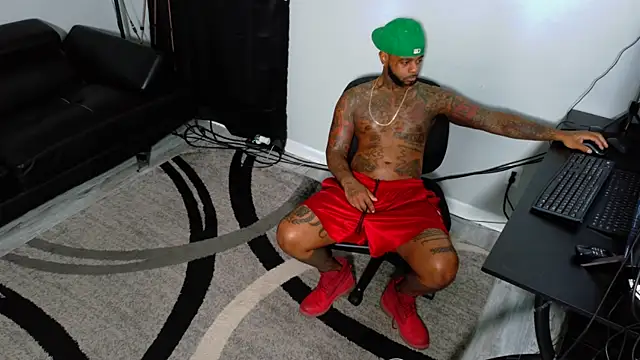 SLANGONDEMHOES online show from November 25, 3:45 pm