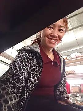 Fienjr online show from April 2, 5:05 am