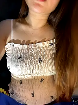 Snapshot of Hinne07 chatting on November 12, 12:44 am Hinne07 online show from November 12, 12:44 am