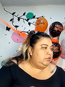 curvy diva  online show from November 1, 11:01 am