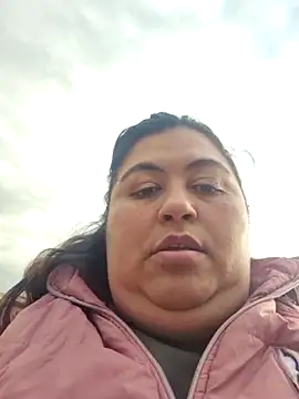 curvy diva  online show from November 19, 9:59 pm