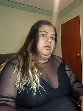 curvy diva  online show from February 26, 2:43 am