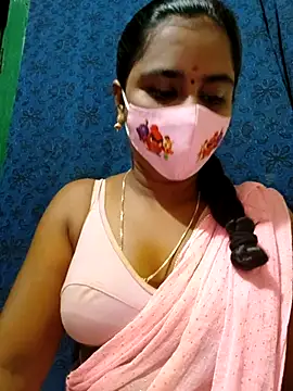 Snapshot of mini-queen chatting on September 11, 4:18 pm mini-queen online show from September 11, 4:18 pm