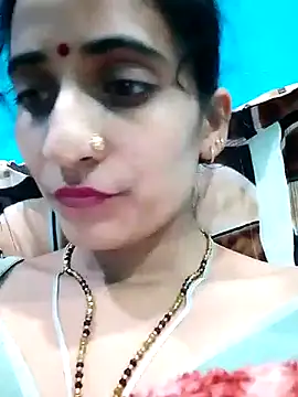 Snapshot of Pahadi_couple chatting on October 3, 7:55 pm Pahadi couple online show from October 3, 7:55 pm