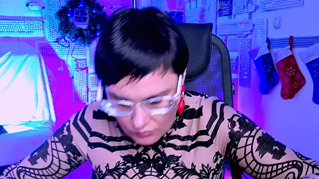 LauraDavidsons online show from January 5, 5:49 pm