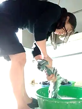 Georgia here online show from December 15, 4:17 am