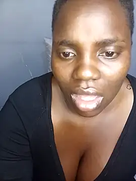 Snapshot of TheSpiceyQueen chatting on September 9, 11:26 pm TheSpiceyQueen online show from September 9, 11:26 pm