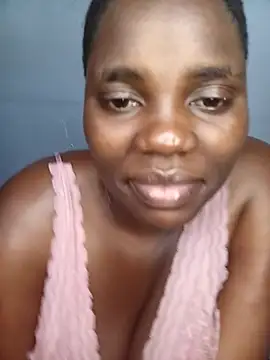Snapshot of TheSpiceyQueen chatting on September 12, 12:38 pm TheSpiceyQueen online show from September 12, 12:38 pm