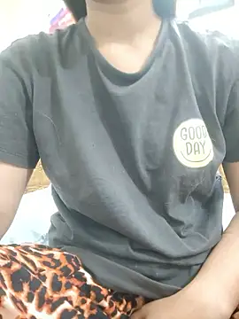 midnightmuse-03 online show from February 11, 9:36 am