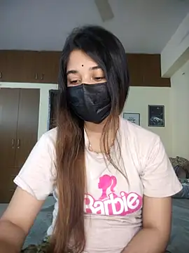 midnightmuse-03 online show from February 21, 4:41 pm