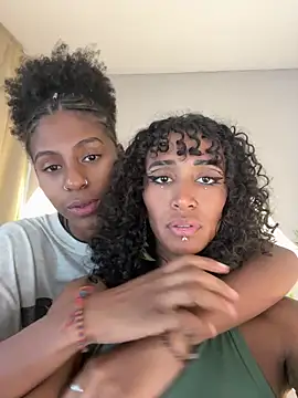 Snapshot of lynx_sun chatting on December 4, 8:17 pm lynx sun online show from December 4, 8:17 pm