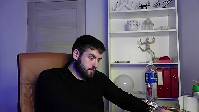 Snapshot of Mike_Platano chatting on October 9, 7:45 pm Mike Platano online show from October 9, 7:45 pm