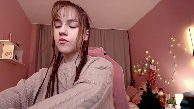 Jamie Chung online show from December 19, 1:12 am