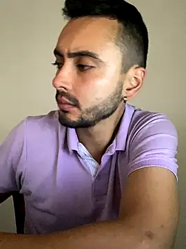 cristopher wallacee online show from October 16, 9:27 pm