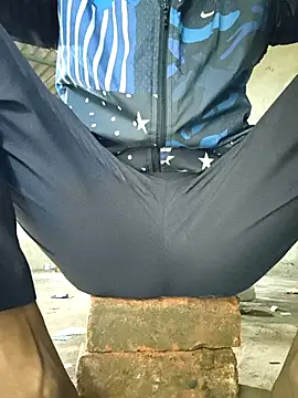 onlymasti00 online show from October 5, 1:48 am