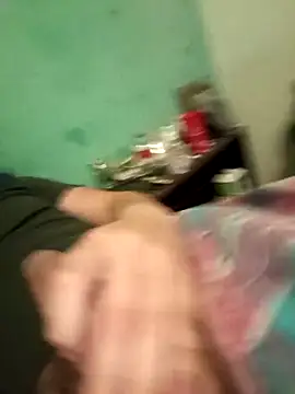 Snapshot of Frnlove521 chatting on December 1, 5:56 am Frnlove521 online show from December 1, 5:56 am