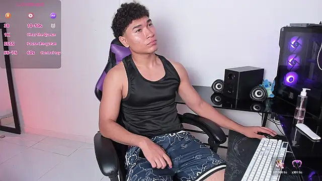 Snapshot of kenji_azura1 chatting on November 27, 5:42 am kenji azura1 online show from November 27, 5:42 am