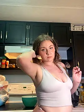 EllieMelts online show from October 8, 12:30 am