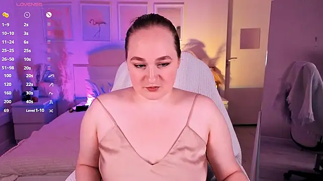 Kitty Rest  online show from November 18, 4:11 pm