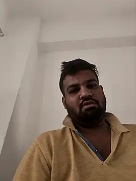 vinay smalldick online show from April 17, 1:52 am