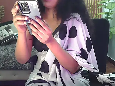 shaalu sharma online show from December 19, 7:04 am