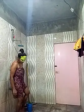 Shani Izu online show from April 17, 7:11 am