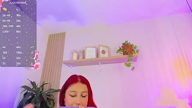 Cristalfoxy  online show from December 3, 7:45 pm