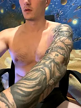 fronkie9384 online show from October 27, 8:57 pm