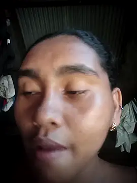 Snapshot of Lucy-Ferr chatting on October 29, 7:15 pm Lucy-Ferr online show from October 29, 7:15 pm