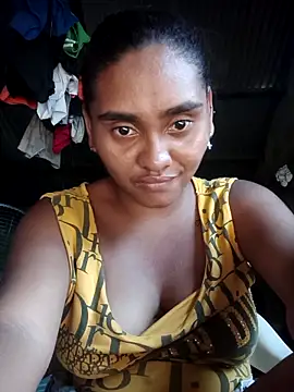 Snapshot of Lucy-Ferr chatting on December 17, 7:42 pm Lucy-Ferr online show from December 17, 7:42 pm