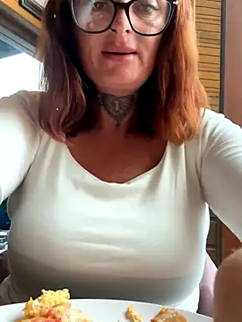 IrishmilfAnna online show from October 10, 10:47 am