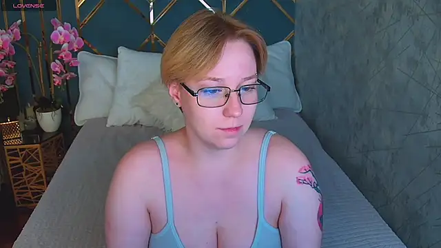 AlexandraGreen online show from May 31, 6:09 pm