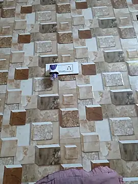 QUEEN-ADITI online show from September 19, 1:34 pm