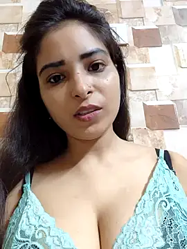 QUEEN-ADITI online show from September 29, 3:00 am