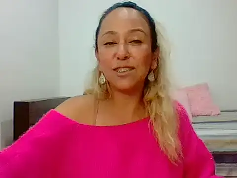 leah susman online show from October 15, 1:50 am