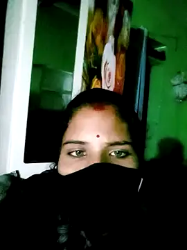 Hot reew online show from November 7, 2:28 pm