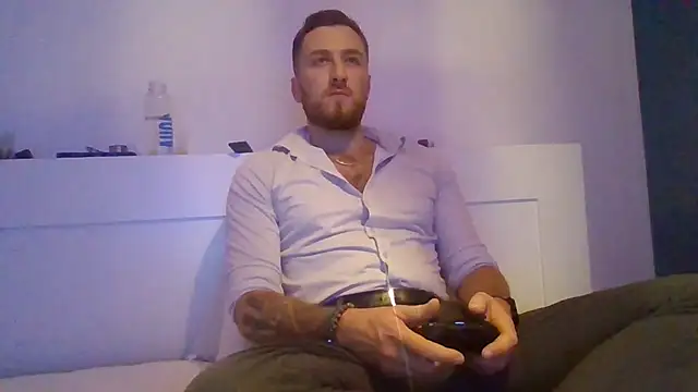 Snapshot of Keviios chatting on September 14, 5:56 pm Keviios online show from September 14, 5:56 pm