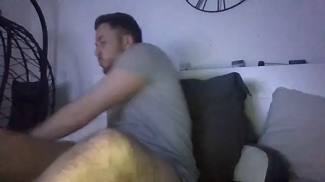 Snapshot of Keviios chatting on October 8, 11:19 am Keviios online show from October 8, 11:19 am