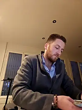 Snapshot of Keviios chatting on October 14, 6:03 am Keviios online show from October 14, 6:03 am