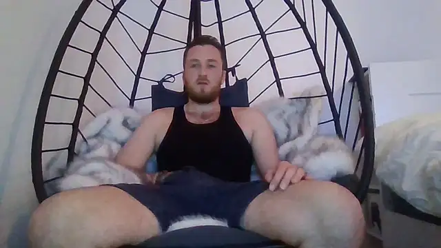 Snapshot of Keviios chatting on October 21, 9:32 am Keviios online show from October 21, 9:32 am