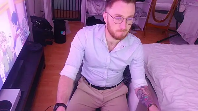 Snapshot of Keviios chatting on February 3, 5:07 pm Keviios online show from February 3, 5:07 pm