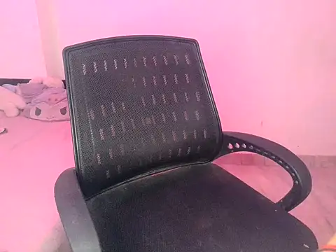 its siya  online show from April 13, 8:36 pm