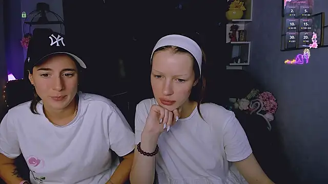 Snapshot of khloebeauty chatting on September 12, 7:14 pm khloebeauty online show from September 12, 7:14 pm